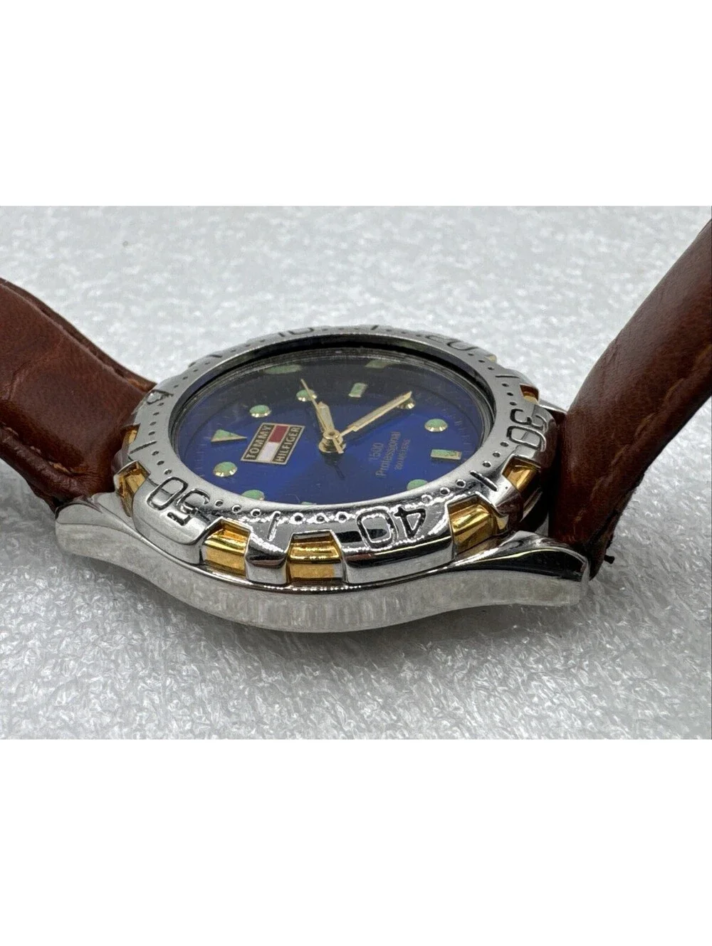 Tommy Hilfiger 1500 Professional Water Resistant Watch New Battery Leather Strap